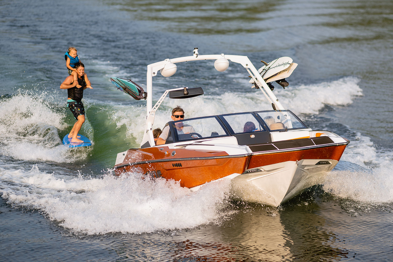 Axis A20 20Foot Wakesurfing Boat Make Waves Of Any Size
